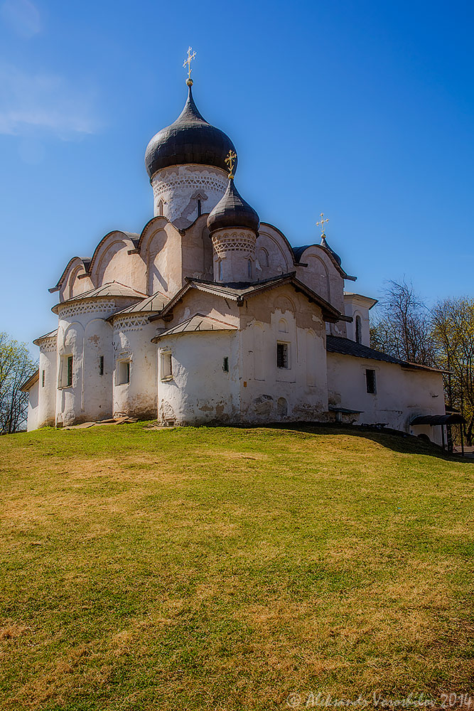 Храм Василия на Горке в Пскове